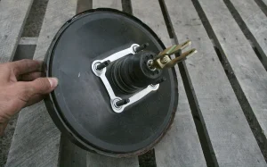 بوستر ترمز چیست